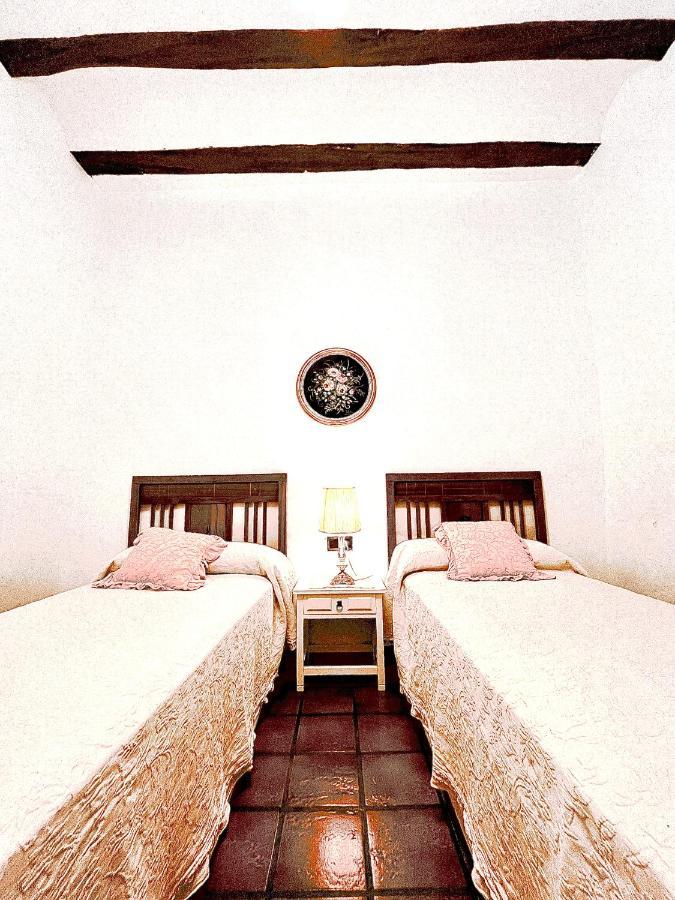 Las 9 Candelas Alojamiento En El Centro De Yecla Buitenkant foto